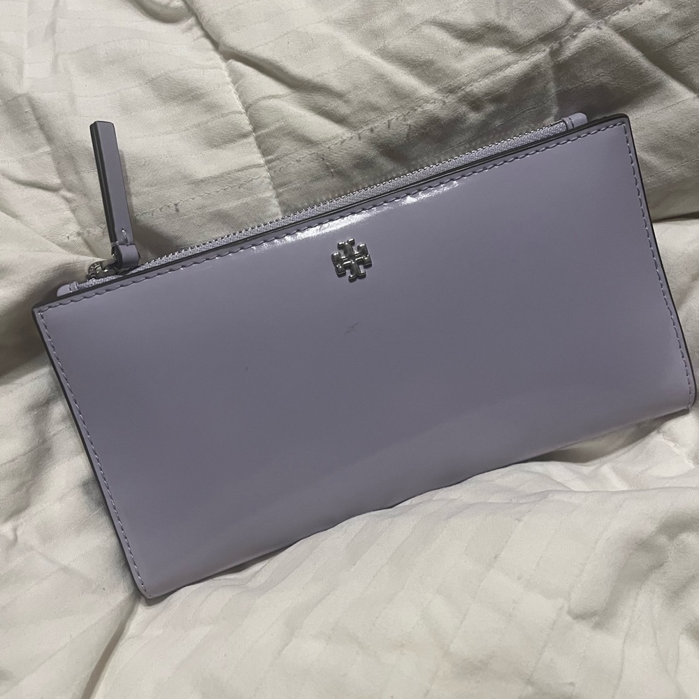 Tory Burch Women's Robinson Zip Slim Wallet
